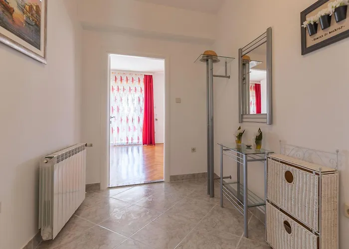 Apartman Marinko, No 3 *